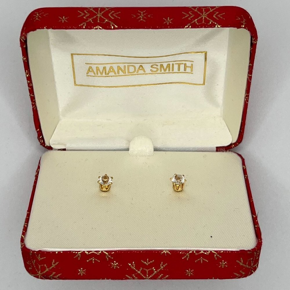 AMANDA SMITH vintage earrings new in box